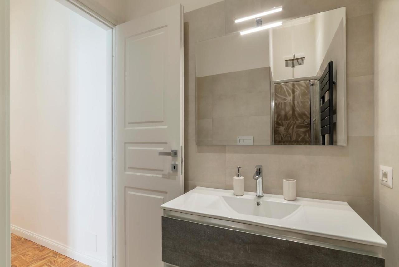 Rione Prati Elegant Apartment With Balcony Roma Dış mekan fotoğraf